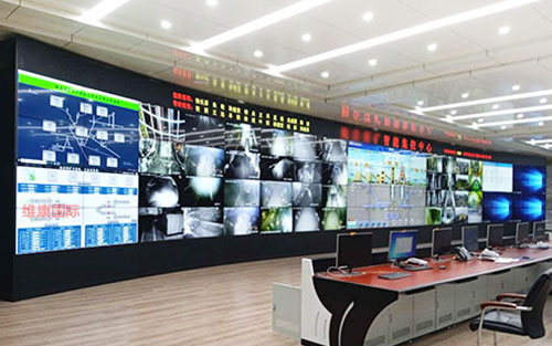會議室拚接屏和小間距led哪個好？